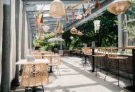 Minel’s Außenbereich im Innenhof